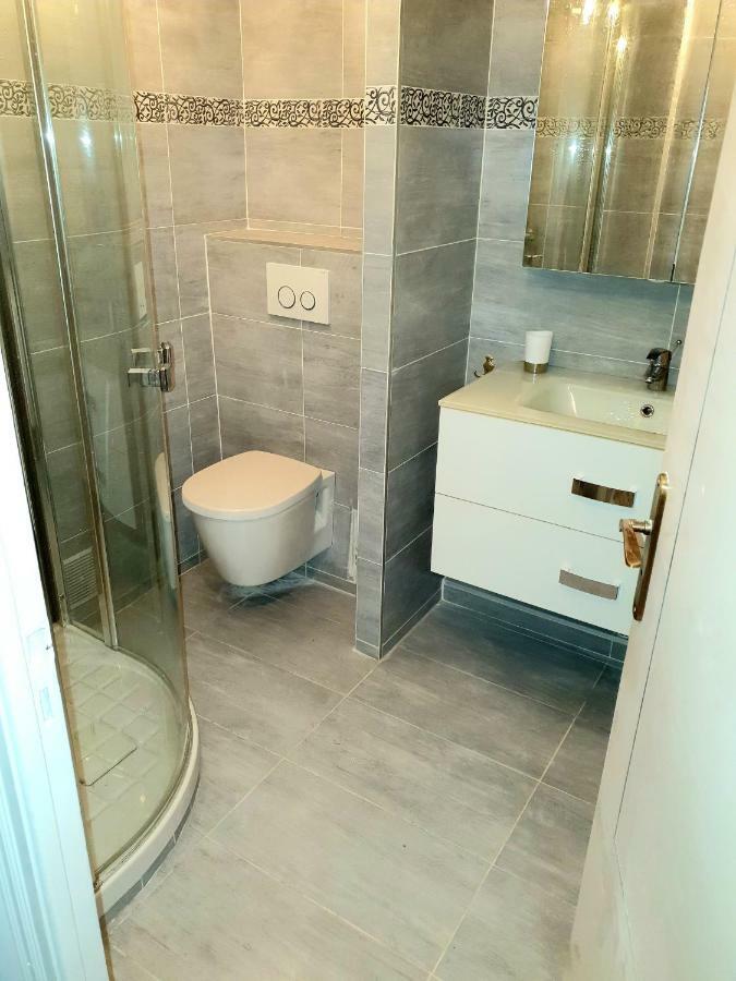 شقة Charmant 3 Pieces A 200 M De La Mer. أنتيب المظهر الخارجي الصورة